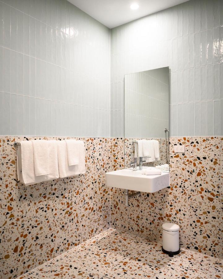 Peninsula Hotel Motel Аделейд Екстериор снимка