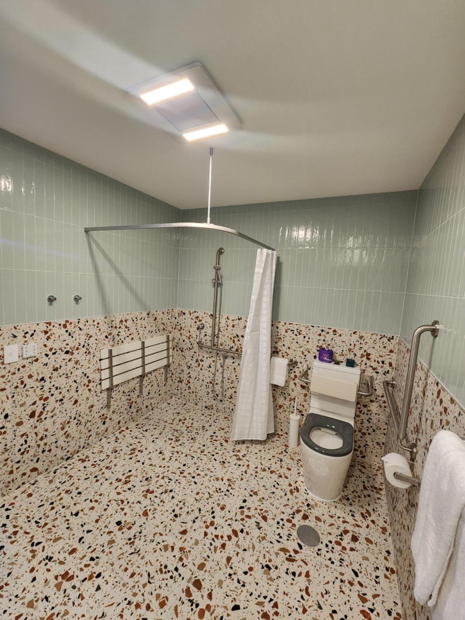 Peninsula Hotel Motel Аделейд Екстериор снимка